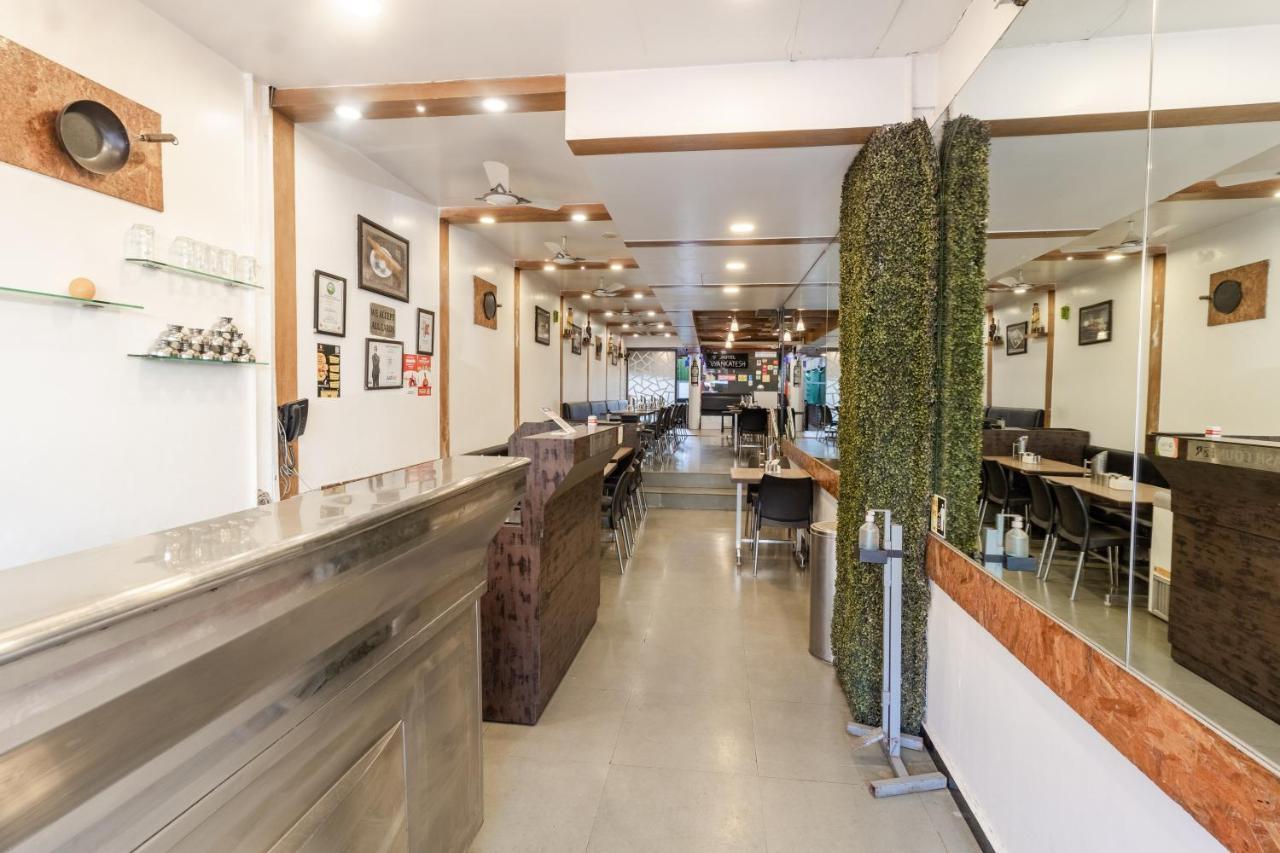 Hotel Vyankatesh & Pure Veg Restaurant Mahabaleshwar Ngoại thất bức ảnh